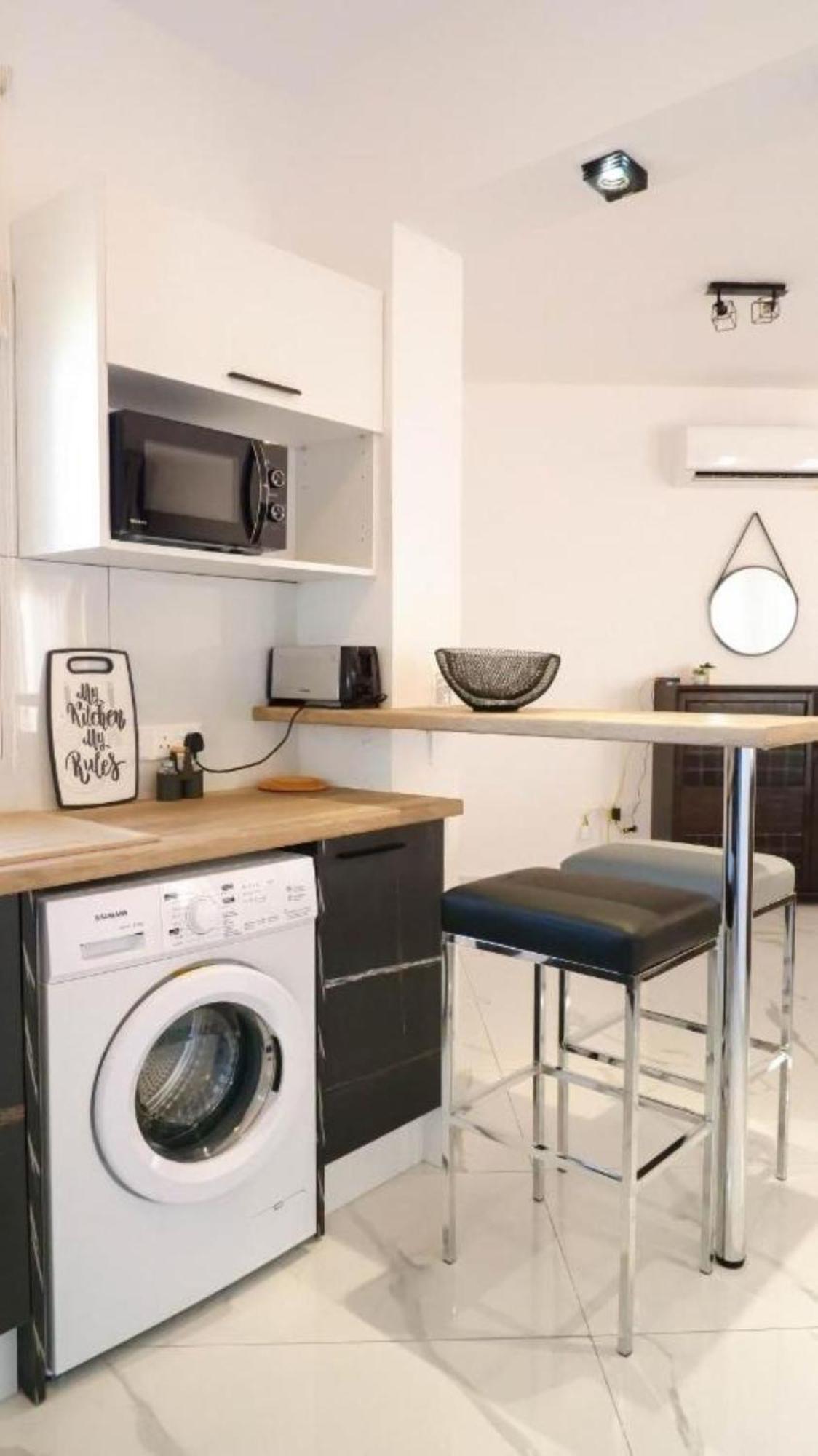 H&O Boulevard Breeze Apartment! Paphos Buitenkant foto