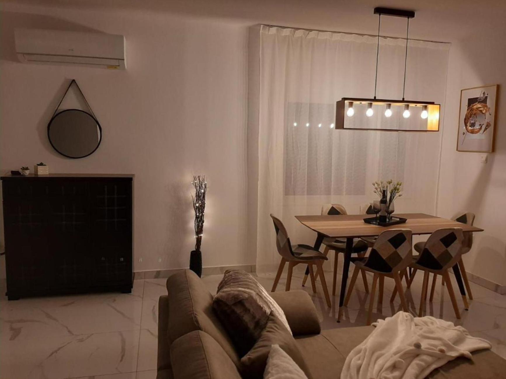H&O Boulevard Breeze Apartment! Paphos Buitenkant foto