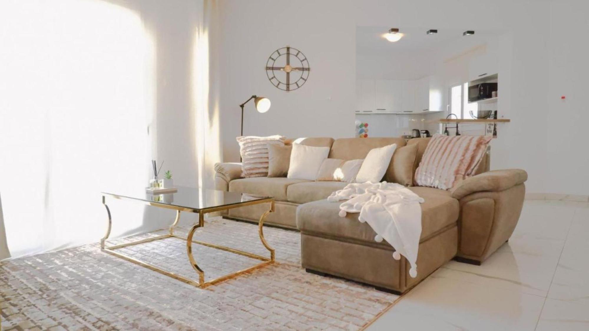 H&O Boulevard Breeze Apartment! Paphos Buitenkant foto