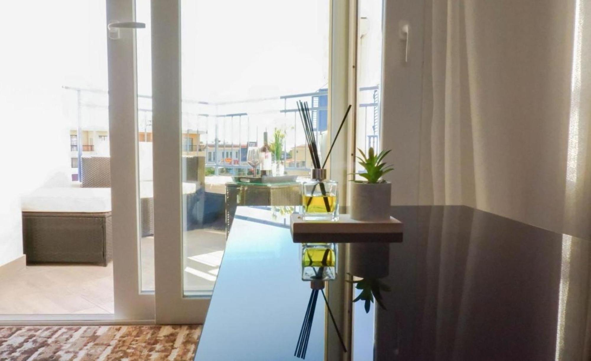 H&O Boulevard Breeze Apartment! Paphos Buitenkant foto